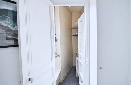 12th Arrondissement Resort | 108 m² Private room ∙ 1 bedroom ∙ 5 guests
