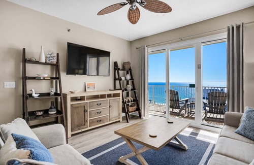 Miramar Beach Condo | 109 m² Condo ∙ 2 bedrooms ∙ 6 guests