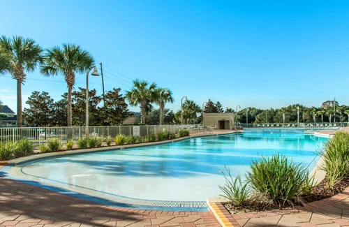 Miramar Beach Condo | 109 m² Condo ∙ 2 bedrooms ∙ 6 guests