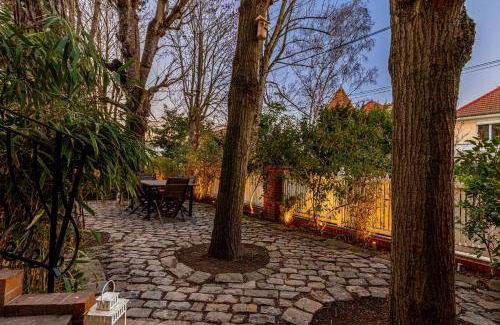 Meudon Apartment | 110 m² Apartment ∙ 5 bedrooms ∙ 8 guests