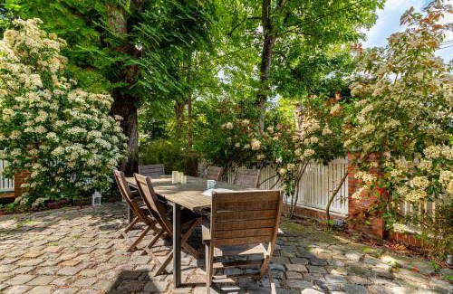 Meudon Apartment | 110 m² Apartment ∙ 5 bedrooms ∙ 8 guests