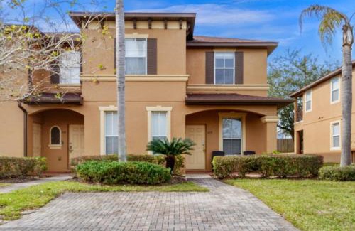 Regal Palms House | 1104 Calabria Avenue Townhome #221485 Townhouse