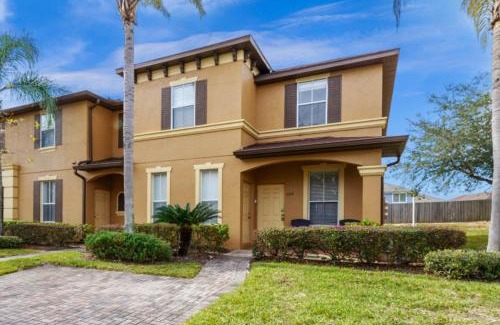 Regal Palms House | 1104 Calabria Avenue Townhome #221485 Townhouse