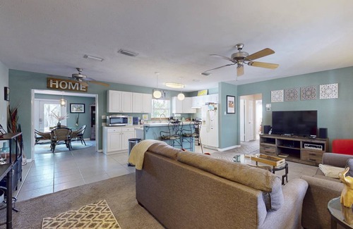 South Bradenton House | 112 m² House ∙ 2 bedrooms ∙ 4 guests