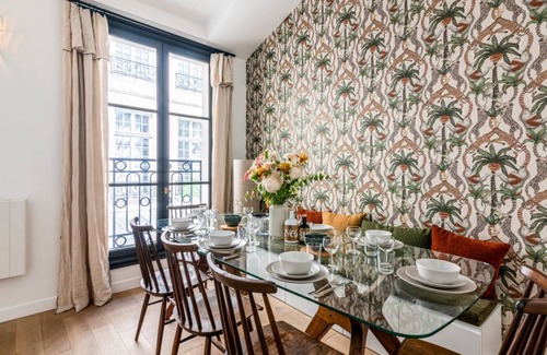 3rd Arrondissement Apartment | 115 m² Apartment ∙ 4 bedrooms ∙ 8 guests
