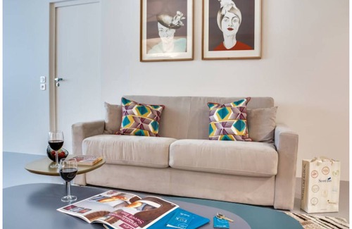 3rd Arrondissement Apartment | 115 m² Apartment ∙ 2 bedrooms ∙ 7 guests