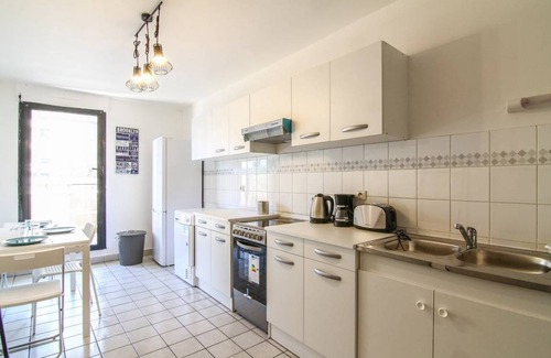 Rueil-Malmaison Resort | 116 m² Private room ∙ 1 bedroom ∙ 5 guests