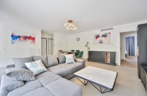 La Varenne Saint-Hilaire Apartment | 125 m² Apartment ∙ 3 bedrooms ∙ 8 guests