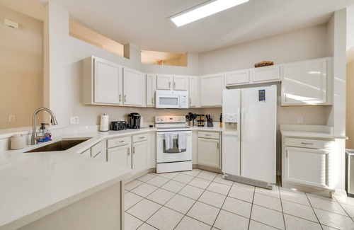 Florida Pines House | 12 Mi to Disney: Home w/Updated Pool in Davenport