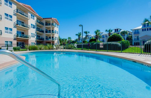 Frangista Beach Condo | 132 m² Condo ∙ 3 bedrooms ∙ 8 guests