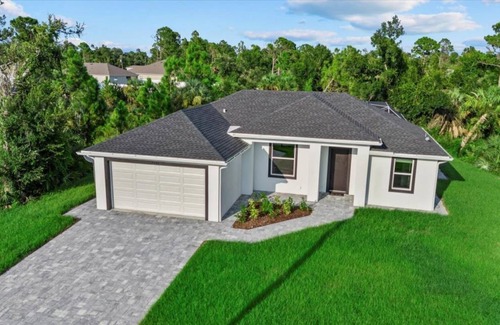 North Port House | 133 m² House ∙ 3 bedrooms ∙ 6 guests