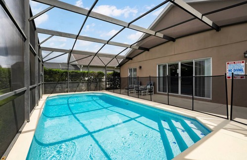 Four Corners House | 133 m² House ∙ 4 bedrooms ∙ 8 guests