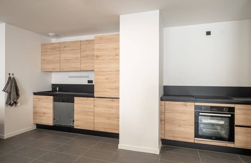 Clichy Resort | 135 m² Private room ∙ 1 bedroom ∙ 1 guest