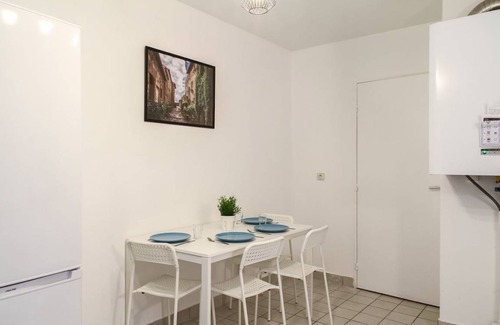 Rueil-Malmaison Resort | 136 m² Private room ∙ 1 bedroom ∙ 6 guests