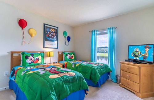 Trafalgar Village Apartment | 139 m² Apartment ∙ 3 bedrooms ∙ 6 guests