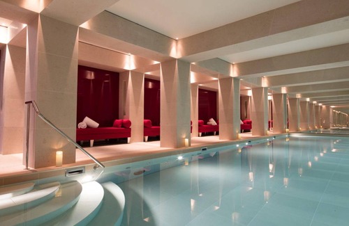8th Arrondissement Hotel | 140 m² Hotel ∙ 8 guests
