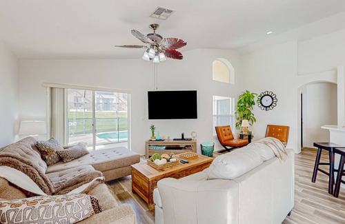 Solana House | 143 m² House ∙ 4 bedrooms ∙ 8 guests