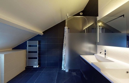 Suresnes Resort | 161 m² Private room ∙ 1 bedroom ∙ 2 guests