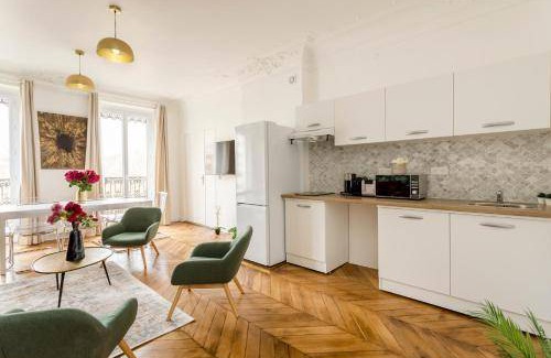 Bonne-Nouvelle Apartment | 162 m² Apartment ∙ 5 bedrooms ∙ 14 guests