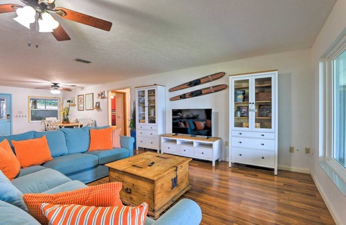 Crooked Lake House | 167 m² House ∙ 3 bedrooms ∙ 10 guests