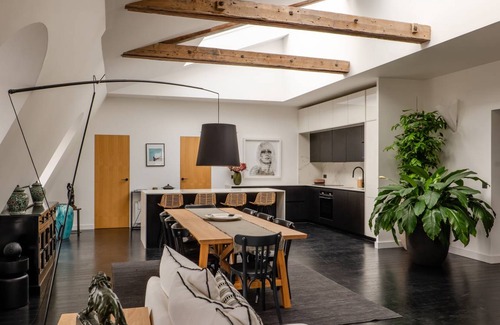 L'Europe Apartment | 168 m² Apartment ∙ 3 bedrooms ∙ 6 guests