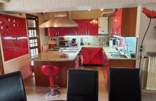 Le Blanc-Mesnil House | 170 m² House ∙ 5 bedrooms ∙ 12 guests