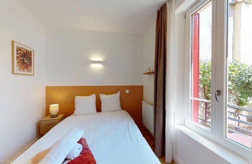 Montreuil Resort | 175 m² Private room ∙ 1 bedroom ∙ 2 guests