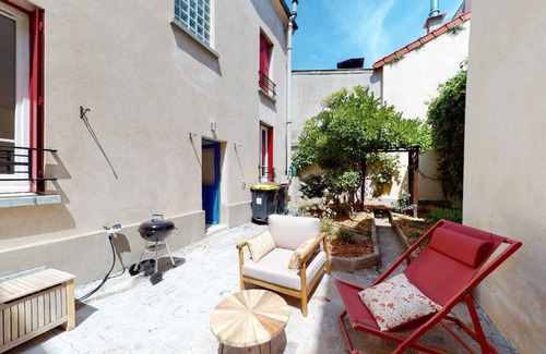 Montreuil Resort | 175 m² Private room ∙ 1 bedroom ∙ 2 guests