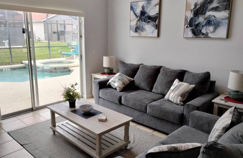 Solana Villa | 180 m² Villa ∙ 4 bedrooms ∙ 8 guests