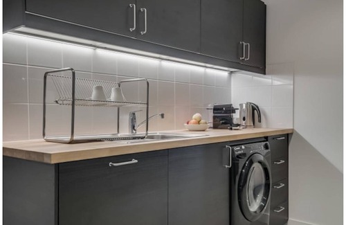 Quartier de la Porte-Saint-Denis Apartment | 183 m² Apartment ∙ 4 bedrooms ∙ 8 guests