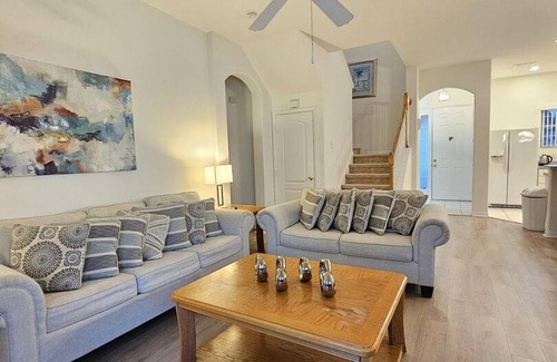Tuscan Hills House | 185 m² House ∙ 4 bedrooms ∙ 11 guests