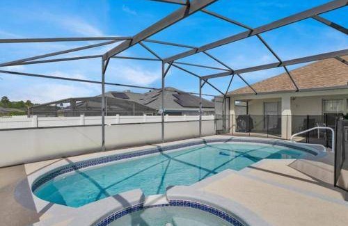 Tuscan Ridge House | 199 m² House ∙ 4 bedrooms ∙ 10 guests