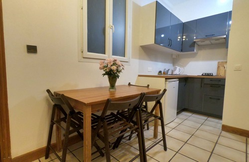 Bagnolet Apartment | 2 Bedrooms apartment near Paris