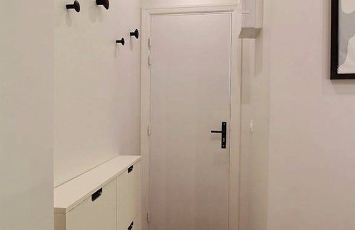 Champs-Elysees Apartment | 20 m² Apartment ∙ 2 guests