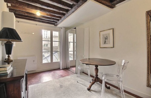 Les Halles Apartment | 20 m² Apartment ∙ 1 guest