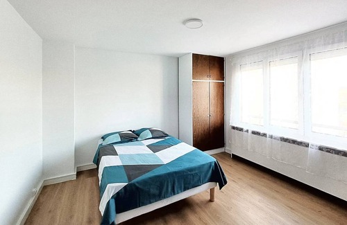 Bondy House | 200 m² House ∙ 5 bedrooms ∙ 10 guests