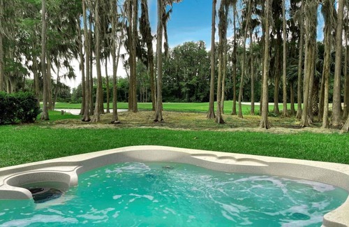 Wesley Chapel Villa | 200 m² Villa ∙ 6 bedrooms ∙ 12 guests