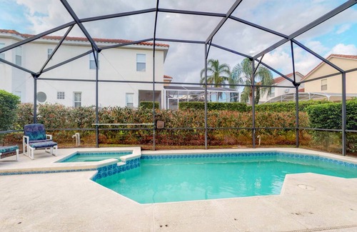 Tuscan Hills House | 204 m² House ∙ 5 bedrooms ∙ 10 guests