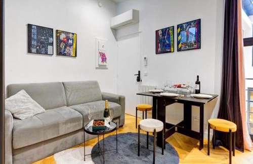 Saint-Gervais Apartment | 214 Suite Vuitton - Superb Apartment in Paris