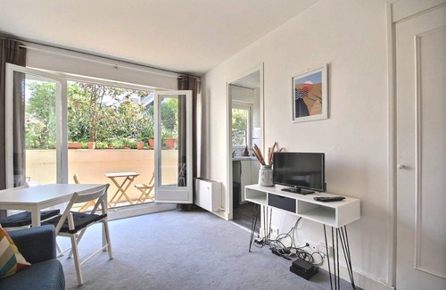 Grenelle Apartment | 22 m² Apartment ∙ 2 guests