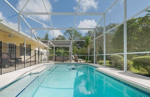 Doral Woods Villa | 223 m² Villa ∙ 4 bedrooms ∙ 8 guests