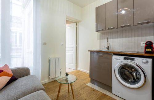 Les Puces de Saint-Ouen Apartment | 23 m² Apartment ∙ 1 bedroom ∙ 2 guests