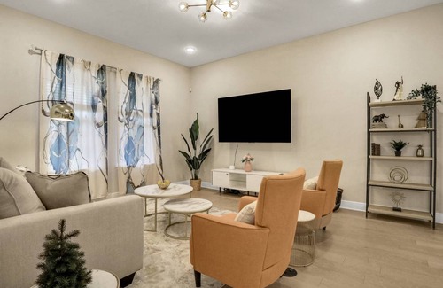 Hyde Park House | 238 m² House ∙ 3 bedrooms ∙ 8 guests