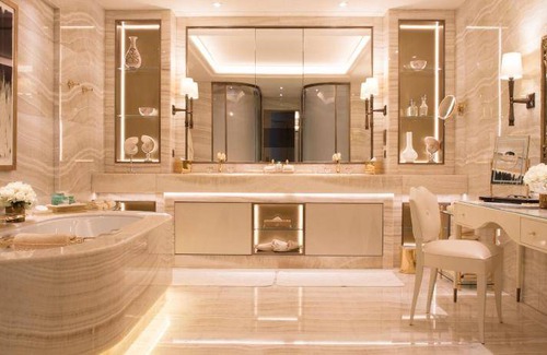 Champs-Elysees Hotel | 245 m² Hotel ∙ 2 bedrooms ∙ 127 guests