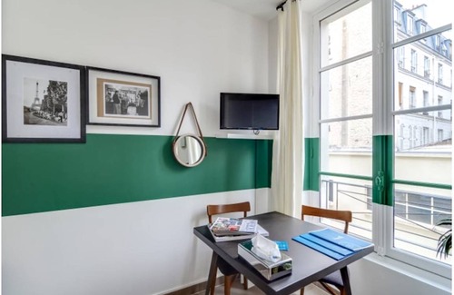 Quartier de la Porte-Saint-Denis Apartment | 25 m² Apartment ∙ 1 bedroom ∙ 2 guests