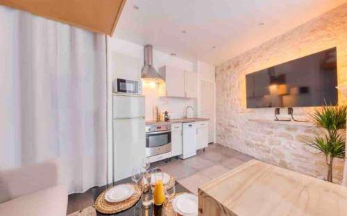 Louis Bertrand-Mirabeau-Semard Apartment | 25 m² Apartment ∙ 1 bedroom ∙ 4 guests