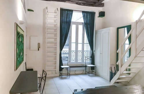 Les Halles Apartment | 26 m² Apartment ∙ 2 guests