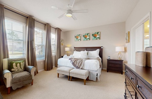 Trafalgar Village House | 261 m² House ∙ 4 bedrooms ∙ 10 guests