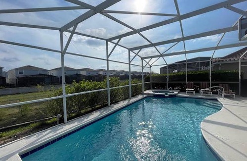 Tuscan Hills House | 269 m² House ∙ 6 bedrooms ∙ 12 guests