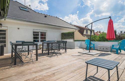 Chennevieres-sur-Marne Villa | 270 m² Villa ∙ 5 bedrooms ∙ 14 guests